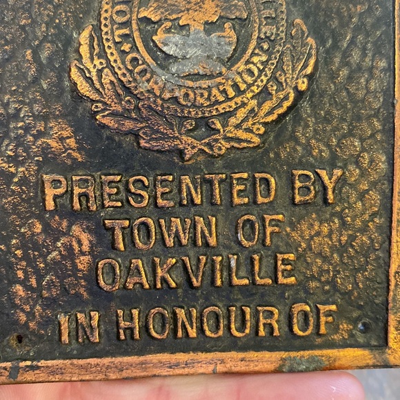 WW2 WWII CANADIAN PLAQUE PRESENTED BY THE TOWN OF OAKVILLE ONTARIO - Picture 4 of 8